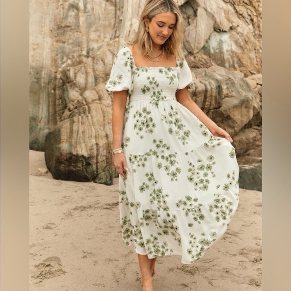 Abercrombie & Fitch x Dede & Emily smocked puff sleeve Linen midi dress - Picture 2 of 5